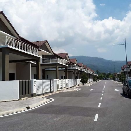 Greenville Homestay บาลิคปูเลา ภายนอก รูปภาพ
